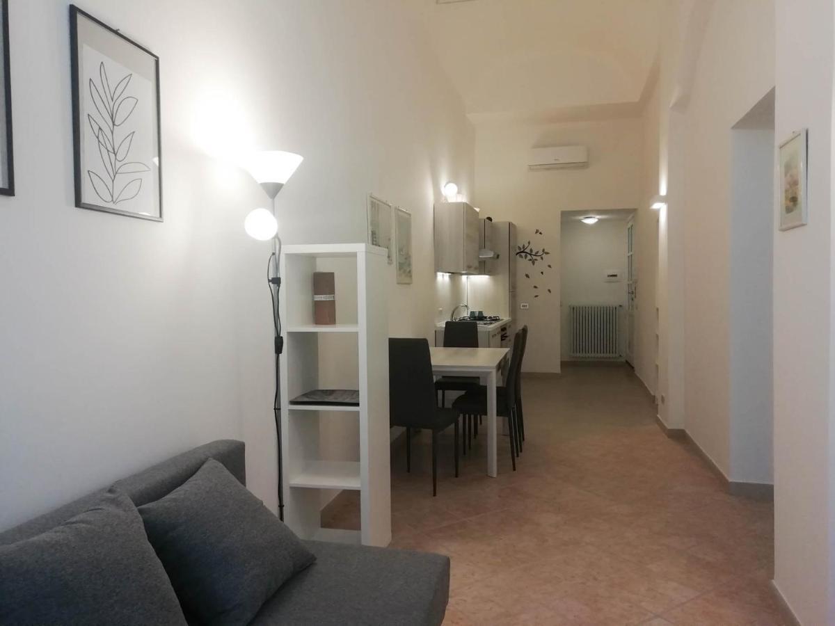 Mistrangelohome 5 - Appartamento In Pieno Centro Savona Exterior foto