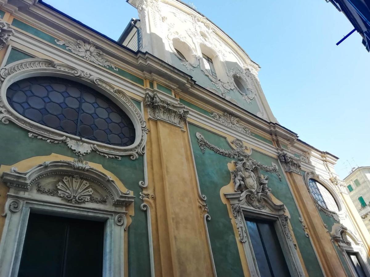 Mistrangelohome 5 - Appartamento In Pieno Centro Savona Exterior foto